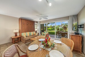 Interior - Lush Garden Island Condo | Pono Kai Resort | PK-H105 (Kapaʻa)