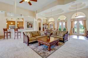 Living room - 2605 Beach Parkway (Cape Coral)