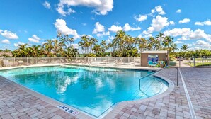 Condo (Beach & Tennis 5507) | Alberca