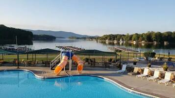 A heated pool, a lap pool