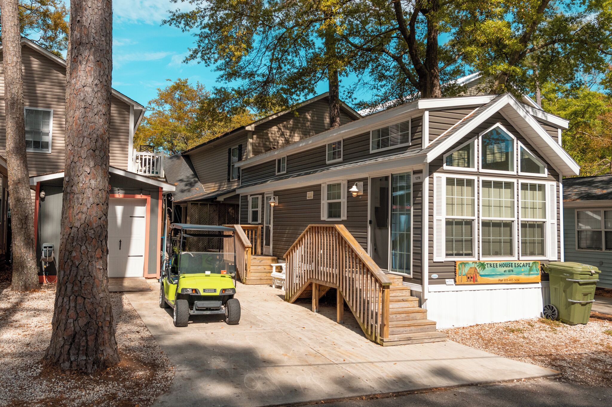 Ocean Lakes Beach House, 2 bedrooms, 1 bath, and a Loft with 2 twin beds