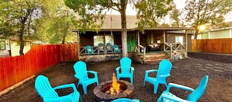 Family and Dog friendly Cabin in Payson close to town, parks, hiking trails