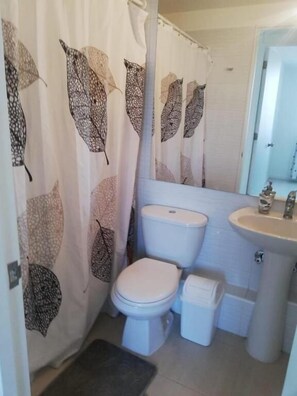 Family Apartment | Bathroom