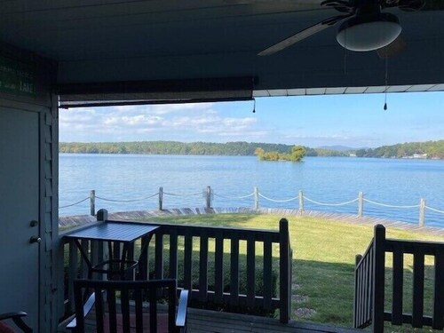 Clean Breathtaking Waterfront deck view lake/mountains<br>400 Farr Shores unit 6B