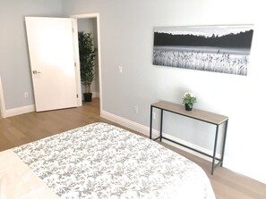 1 bedroom, desk, iron/ironing board, free WiFi