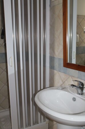 Shower, bidet - Positano Double Room (Gragnano)