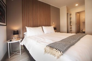 Loft (1302) | 1 bedroom, individually decorated, blackout drapes, iron/ironing board