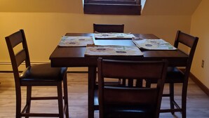 Luokittelematon kuva, 3 kautta 16, painike