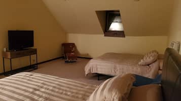 1 slaapkamer, een strijkplank/strijkijzer, wifi, beddengoed