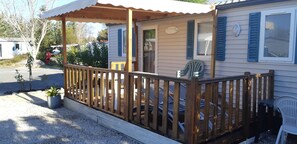Terrace/patio - charming air-conditioned mobile home (Sigean)