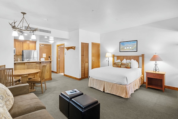 Studio with Queen Bed & Sleeper Sofa