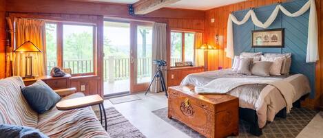 4 Schlafzimmer, Schreibtisch, Bügeleisen/Bügelbrett, Reisekinderbett