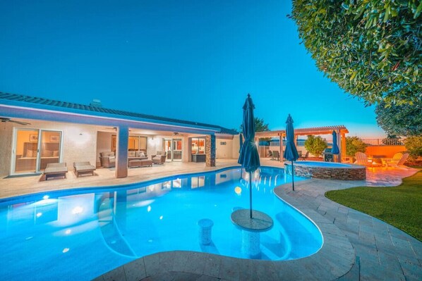 Outdoor pool, a heated pool