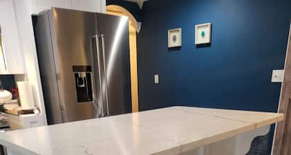 Great quiet family friendly location near chambers Bay. Private covered patio.