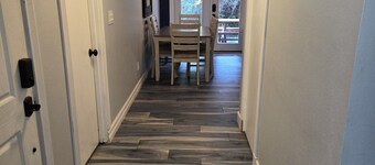 Great quiet family friendly location near chambers Bay. Private covered patio. 