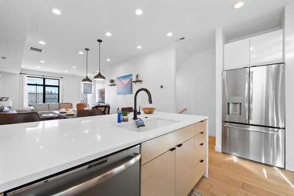 Interior - Near Delta Center & Downtown SLC (Salt Lake City)