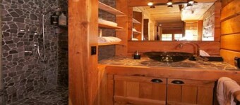 Gorgeous Log Cabin, Outdoor Bath & Mountain Views