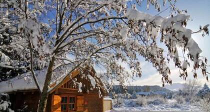 Gorgeous Log Cabin, Outdoor Bath & Mountain Views