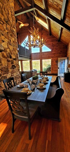 Lodge w/ INDOOR PRIVATE HEATED POOL + Hot Tub + Fire Pit + Pond, on 19 acres