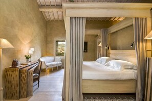 8 Schlafzimmer, WLAN, Bettwäsche