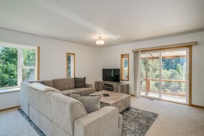 TV - Juniper Landing - Lovely Countryside Home (Leavenworth)