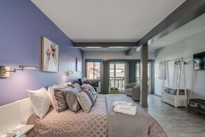 مكواة/لوح كي وواي فاي وملاءات أسرّة