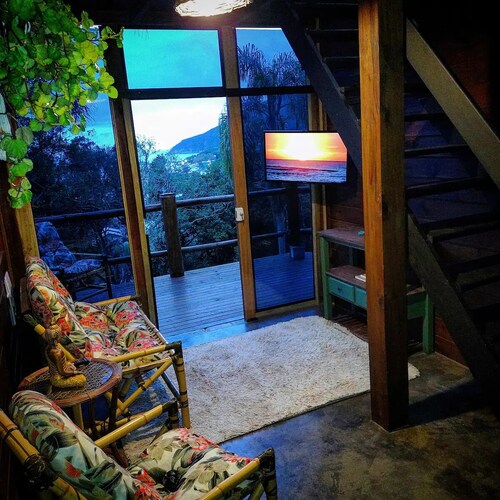 Cabin at Armação beach - Florianópolis, sea view, sunrise 