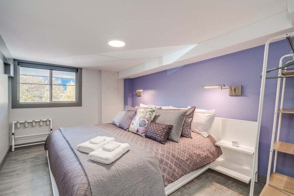 2 dormitorios, tabla de planchar con plancha, wifi gratis y ropa de cama