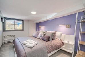 2 bedrooms, iron/ironing board, WiFi, bed sheets - Inn On 8th, Suite B - Wonderful in Town Condo (Leavenworth)