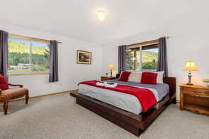 6 soverom, strykejern/-brett, wi-fi (inkludert) og sengetøy