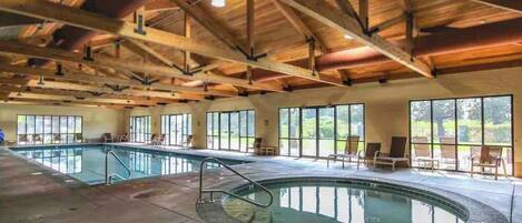 Sisäuima-allas, lämmitetty uima-allas