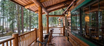 Barenhutte - Whimsical Cabin In The Woods