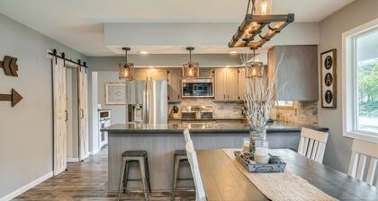 Charming Ranch-Style Home Near Downtown with Hot Tub & Yard