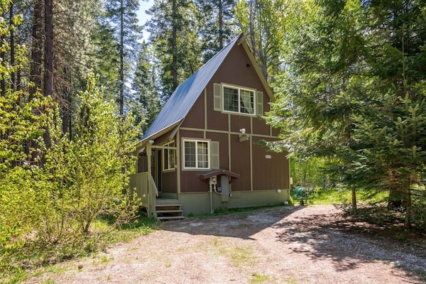 Escape to a quiet woodland retreat