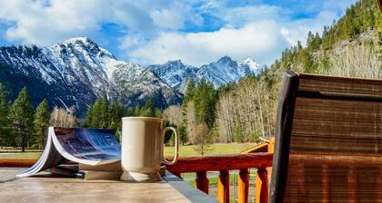 The Lookout - Peaceful and Beautiful Belvedere