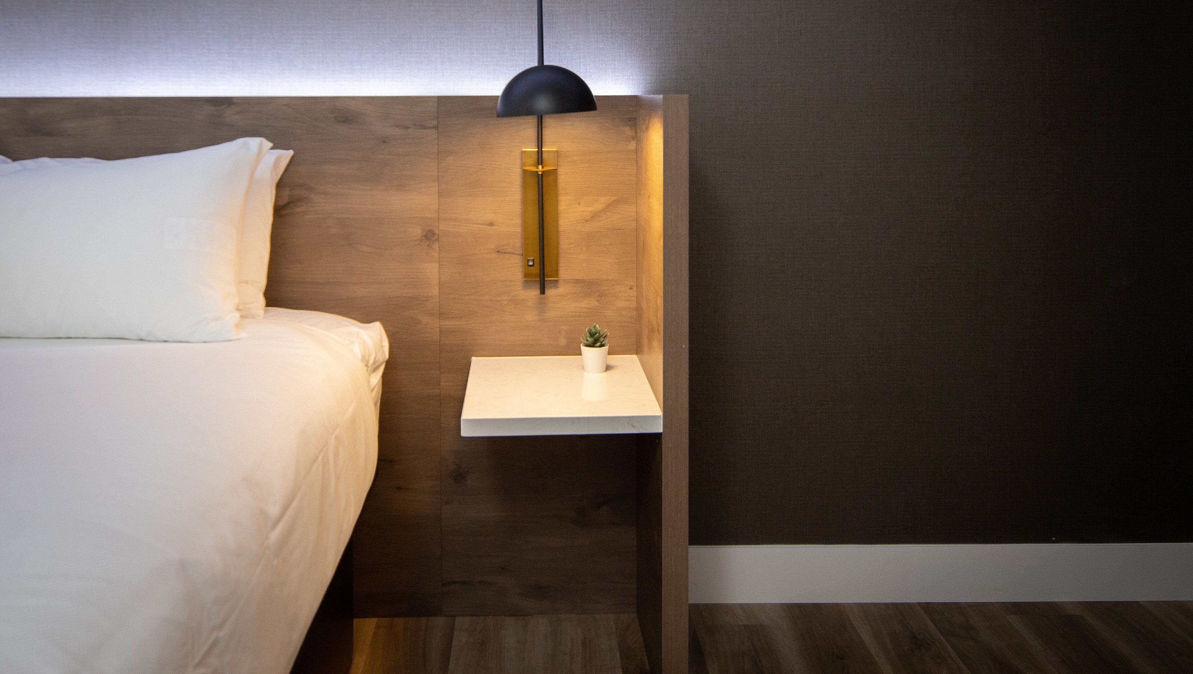 記憶床墊、獨特裝潢、布置獨特、書桌