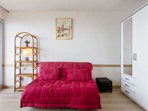 Ferros/tábuas de passar roupa, Wi-Fi, roupa de cama