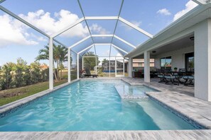 Outdoor pool, a heated pool