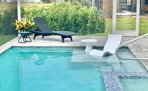 屋外プール、温水プール