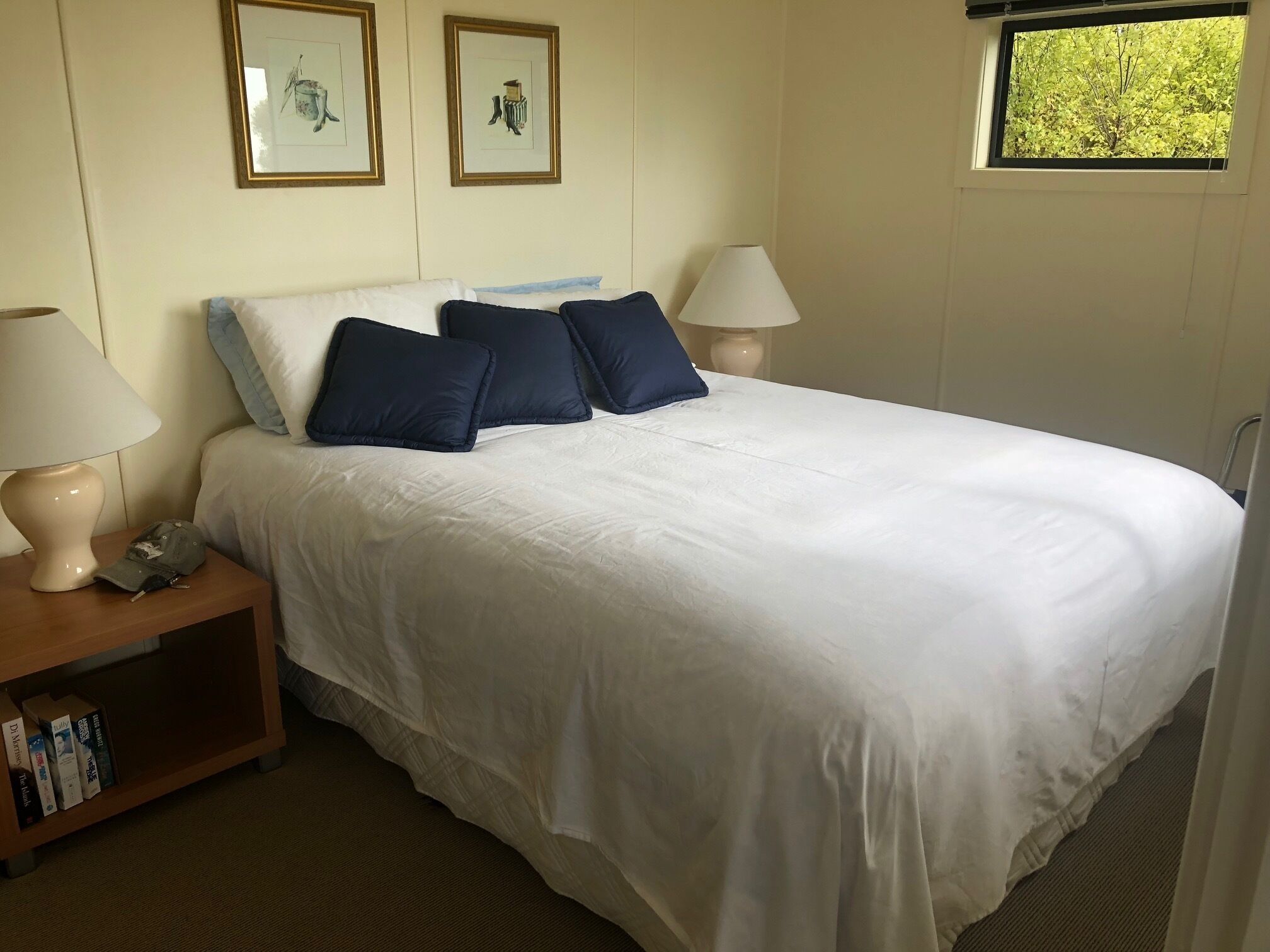 Absolute Beachfront Adventure Bay  — image 9