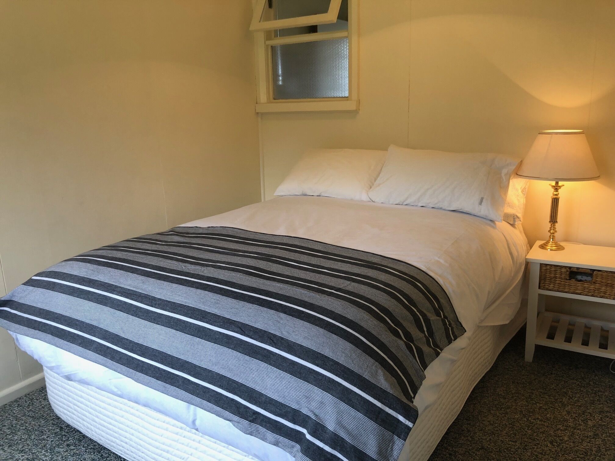 Absolute Beachfront Adventure Bay  — image 11