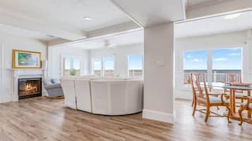 Smart TV, fireplace, offices, computer monitors