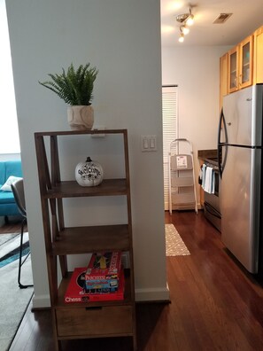 Interior - Condo near universities, teaching hospitals, downtown and Forest Park. (St. Louis)