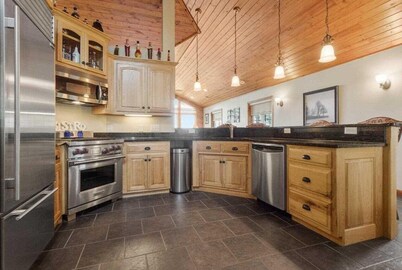 Remodeled cabin on Shawano Lake