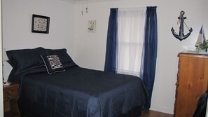 5 bedrooms, free WiFi, bed sheets - "Country Farm House" (Windsor)