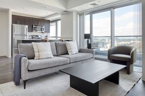 Fernseher, Stereoanlage