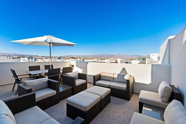 Condo, 3 Bedrooms | Terrace/patio