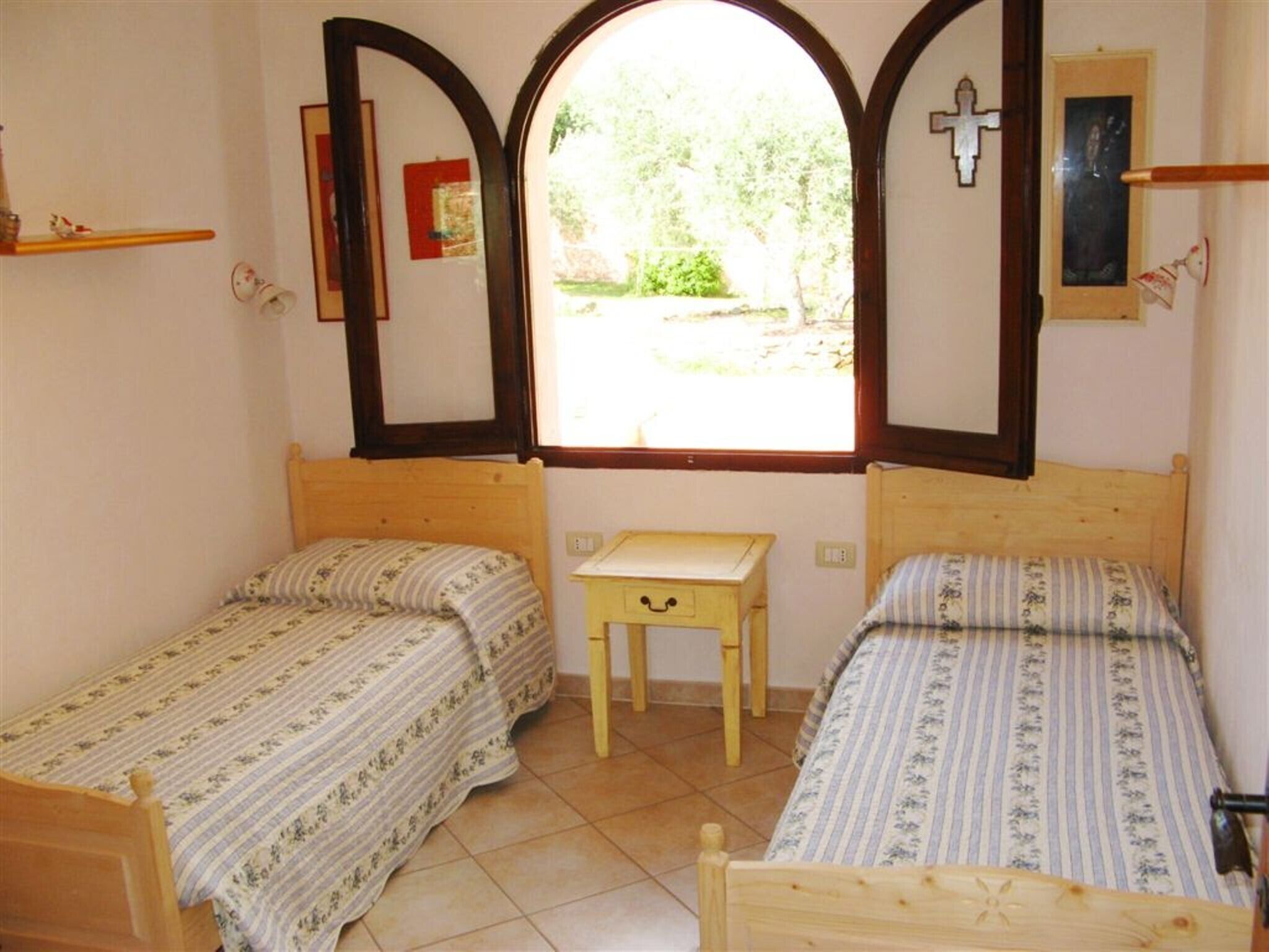 3 habitaciones, tabla de planchar con plancha y wifi gratis 