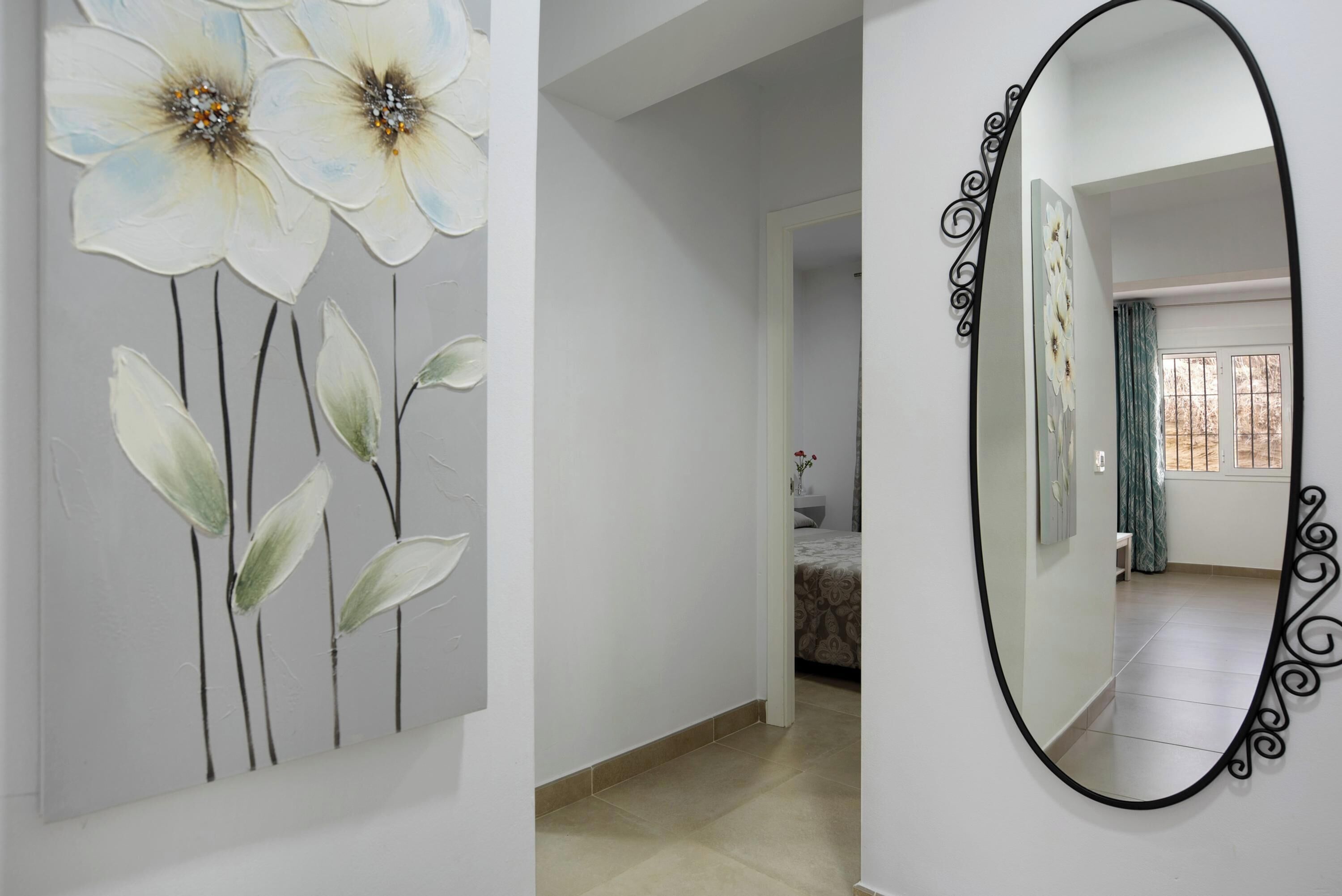 3 slaapkamers, een strijkplank/strijkijzer, gratis wifi, beddengoed