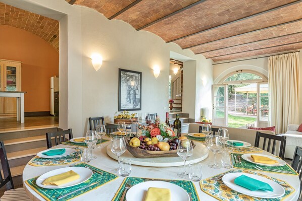 Dining - Charming villa with private garden and pool, located in panoramic position between Firenze, Volterra (Gambassi)